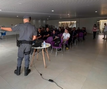 A Polícia Militar do Estado de São Paulo realizou uma palestra educativa para funcionários do Barretos Country Hotel, em alusão à campanha Maio Amarelo
