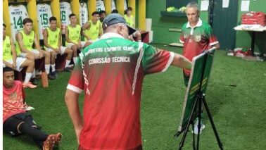 Após folga na última rodada, as equipes Sub-15 e Sub-17 do Barretos Esporte Clube voltam a campo hoje (16), no estádio Fortaleza, em jogos válidos pela 4ª rodada, diante do Atlético Monte Azul.