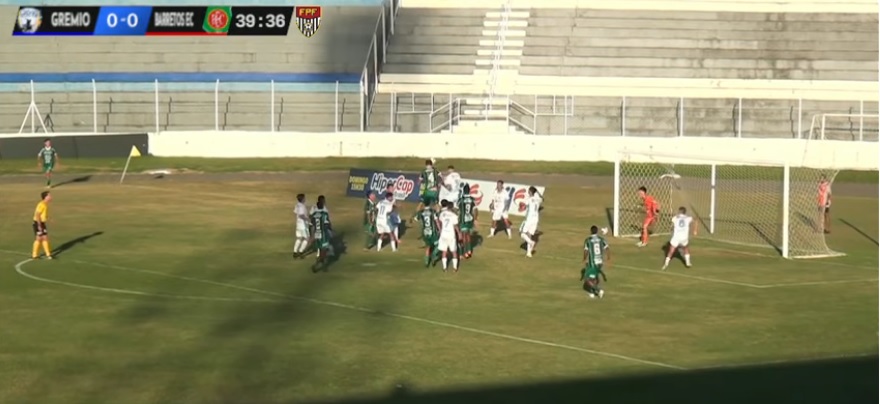 Tourinho estreia com vitória no Sub-20