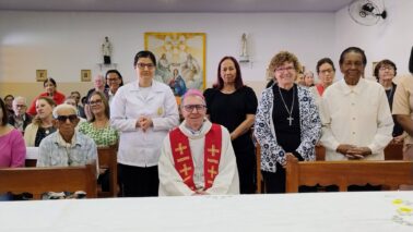 A Capela da Vila dos Pobres passou por reforma e, na manhã desta sexta-feira (5), foi celebrada a primeira missa após a conclusão das obras