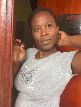 Haitiana afirma estar com o coração dividido para jogo da Copa