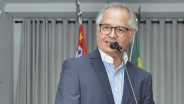 Palestra do jornalista Monteiro Neto