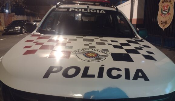 Jovem é detido pela PM por tráfico no conjunto Newton Sopa (Foto: O Diário de Barretos)