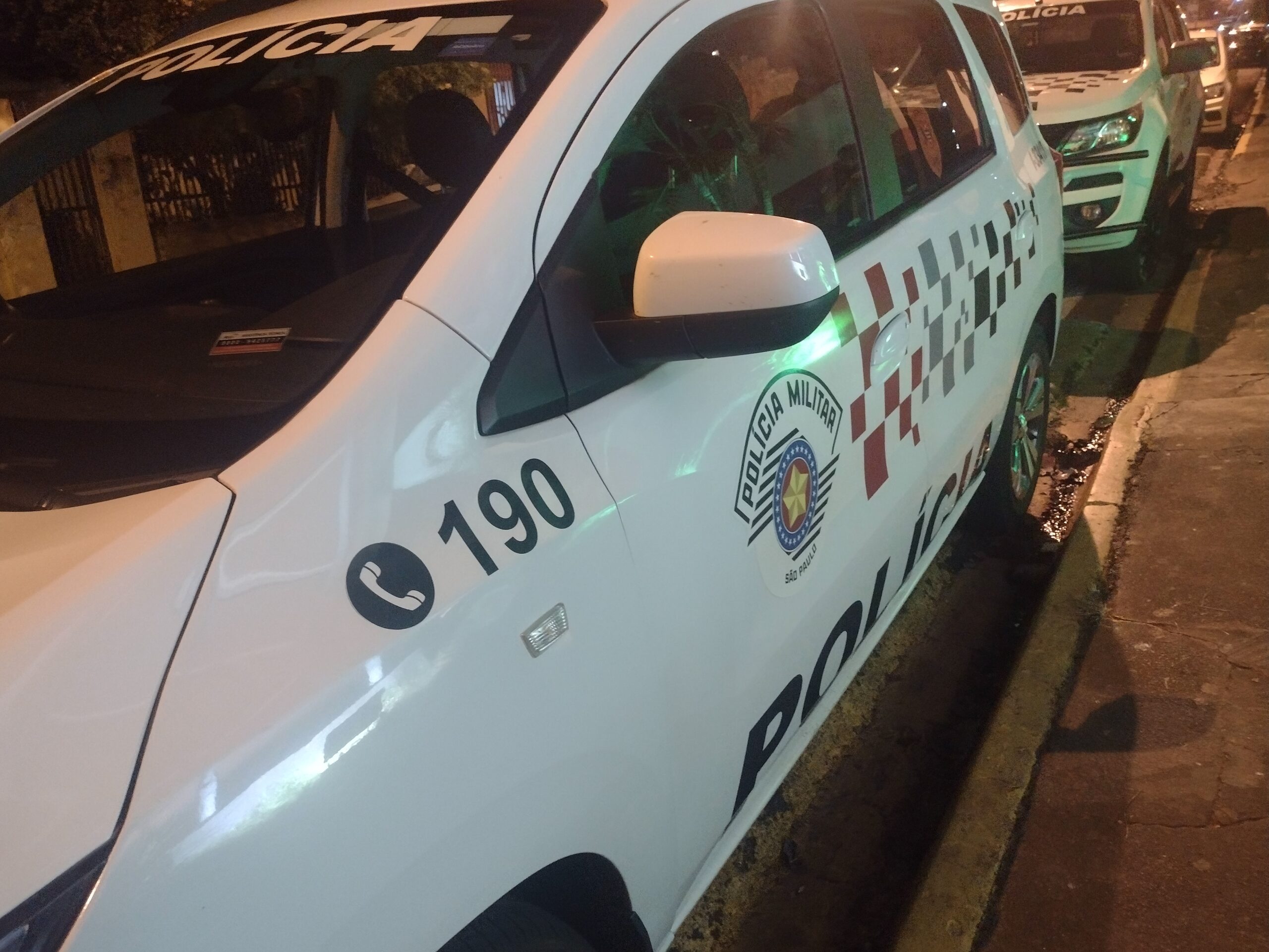 Servente é detido durante tentativa de furto em pousada