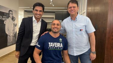 Fabrício Taveira com governador