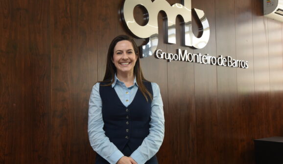 A cidade de Barretos recebeu a visita da deputada estadual Camila Godoi (União Brasil) nesta sexta-feira (19), quando cumpriu agenda e participou da sessão solene da Câmara Municipal de entrega do Troféu Heróis da Fé.