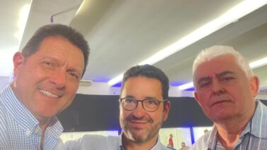 Durante a realização da Caravana 3D do Governo do Estado de São Paulo, no Parque do Peão, em Barretos, teve destaque o encontro de lideranças do setor agrícola regional.