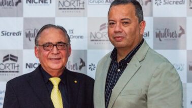 Dr. Fauzi Nacle Hamuche comemora mais um ano de vida em 5 de junho Dr. Fauzi Nacle Hamuche comemora mais um ano de vida em 5 de junho