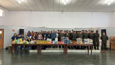 A Paróquia Santo Antônio de Pádua coordenada pelo padre Deonísio Helko realizou no último domingo (7), um arrastão de coleta de alimentos nos bairros Christiano Carvalho, Mais Parque, Ide Daher e Batista Ananias em prol do sopão.