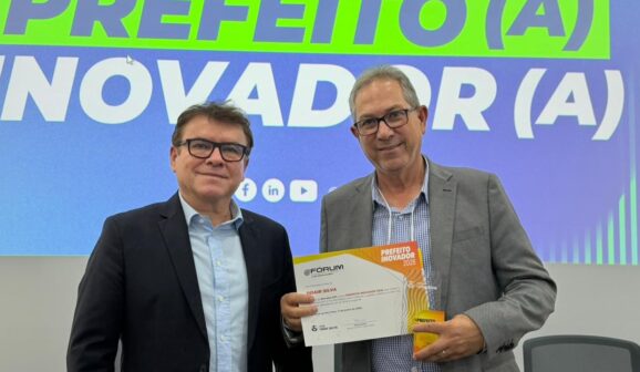Durante o Fórum de Cidades Digitais e Inteligentes realizado em São José do Rio Preto, o prefeito da Estância Turística de Barretos, recebeu reconhecimento como Prefeito Inovador 2026. O chefe do executivo barretense apresentou a palestra “Barretos: Inovação na Terra do Peão”.