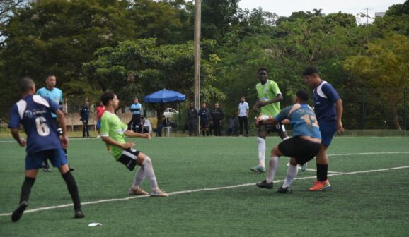 Os 41º Jogos Abertos da Juventude terminam hoje (13), às 10h, com a solenidade de encerramento da competição no Ginásio Rochão e as últimas finais do evento, disputado em 16 modalidades.