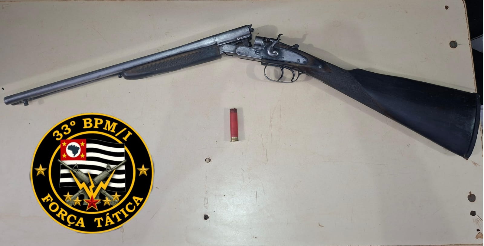 Suspeito de integrar facção criminosa é detido com arma de fogo  