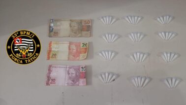 Adolescente é surpreendido pela PM com cocaína (Foto: O Diário de Barretos)