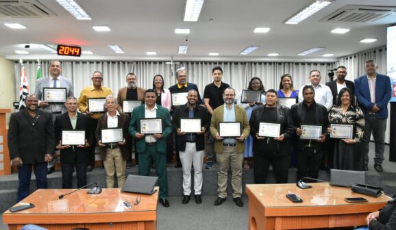 Líderes religiosos são homenageados em sessão especial