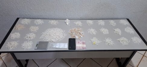 PM realiza prisão em flagrante e apreende 1,4 kg de drogas (Foto: O Diário de Barretos)