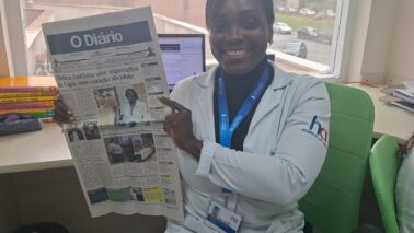 A médica haitiana Rose Andrée Solon é destaque no Hospital de Amor
