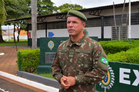 Comandante do TG orienta sobre alistamento