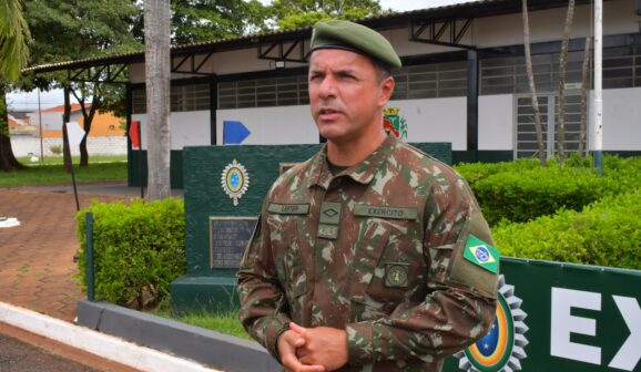 Comandante do TG orienta sobre alistamento