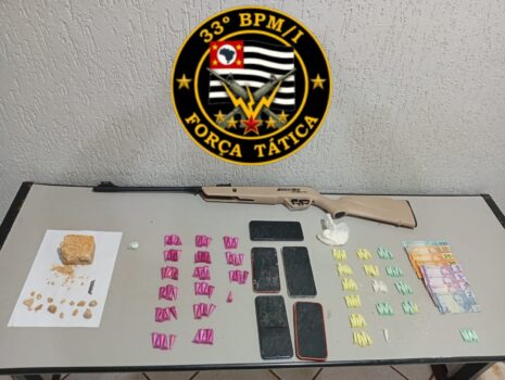 Polícia Militar prende quatro por tráfico nos "predinhos" (Foto: O Diário de Barretos)