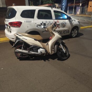 olícia Militar detém adolescente infrator e encontra droga e moto furtada (Foto: O Diário de Barretos)