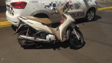 olícia Militar detém adolescente infrator e encontra droga e moto furtada (Foto: O Diário de Barretos)