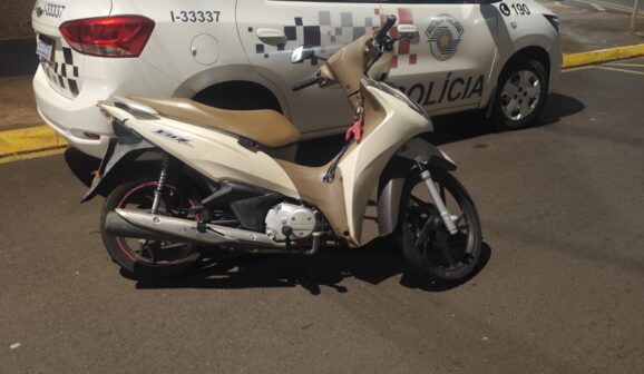 olícia Militar detém adolescente infrator e encontra droga e moto furtada (Foto: O Diário de Barretos)