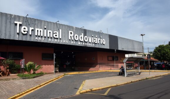 Mulheres são vítimas de roubo na rodoviária (Foto: O Diário de Barretos)