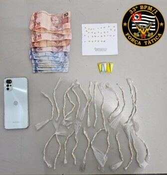 Mulher é surpreendida pela PM com entorpecentes no Luís Spina (Foto: O Diário de Barretos)