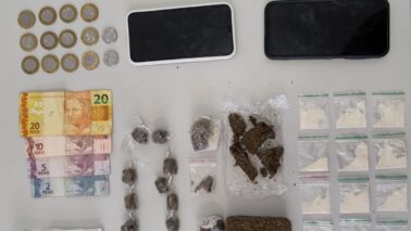 Polícia Militar detém dois por tráfico de entorpecente (Foto: O Diário de Barretos)