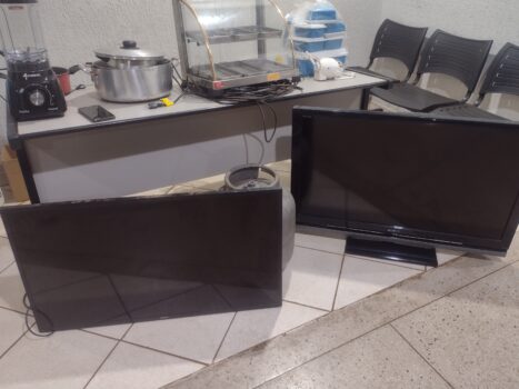 Ação conjunta da GCM e PM apreende drogas e recupera objetos furtados (Foto: O Diário de Barretos)