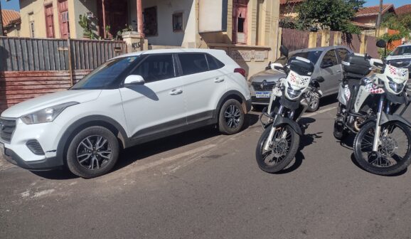Polícia Militar prende assaltantes e recupera objetos após roubo (Foto: O Diário de Barretos)