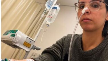 A fotógrafa barretense Jennifer Teles, 31 anos, casada e mãe de dois filhos, de 12 e 4 anos, está buscando ajuda da comunidade para ser submetida a uma cirurgia e voltar a ter uma vida normal, após ser diagnosticada com acalásia.