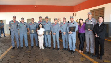 O Corpo de Bombeiros de Barretos realizou, na manhã desta quinta-feira (16), solenidade militar na sede da Estação dos Bombeiros de Barretos em comemoração ao Dia do Bombeiro Brasileiro, que é comemorado todos os anos no dia 2 de julho.