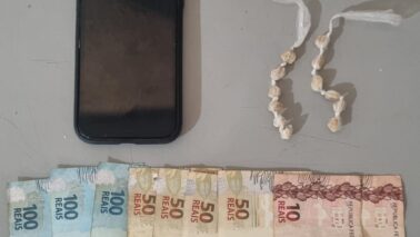 Jovem é preso na prática de tráfico de entorpecente (Foto: O Diário de Barretos)
