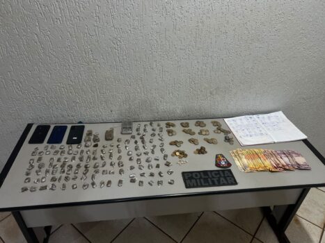 Casal é detido pela PM por tráfico de entorpecente (Foto: O Diário de Barretos)