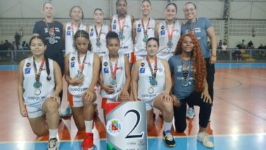 As meninas da equipe Sub-15 do Instituto APAB Barretos/Unifeb decidiram neste domingo (19), o titulo do Basquete Feminino dos 68º Jogos Regionais de Barretos contra a equipe Sub-21 da cidade de Franca.