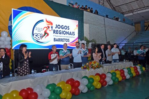 O Ginásio Rochão sediou, no sábado (18), a cerimônia oficial de abertura da 68ª edição dos Jogos Regionais, que reúne 3 mil atletas entre os dias 16 e 26 de julho.