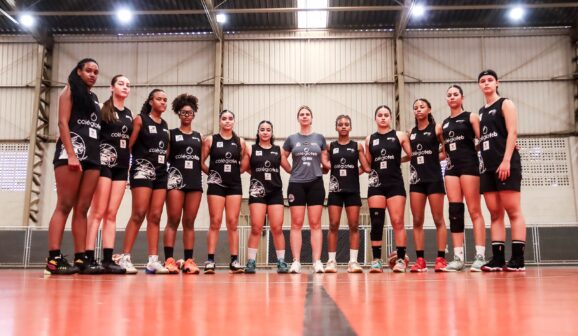 A equipe Barretos Basquete/Unifeb estreia nesta sexta (24) no Campeonato Brasileiro Interclubes Sub-15, disputado em Recife (PE).