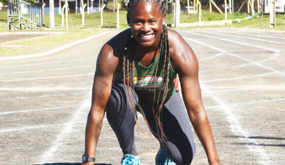 Velocista conquista medalhas nos Regionais e segue para os EUA