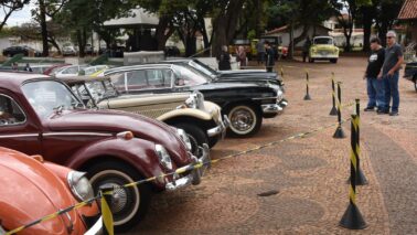 Encontro de carros antigos termina neste domingo no Recinto