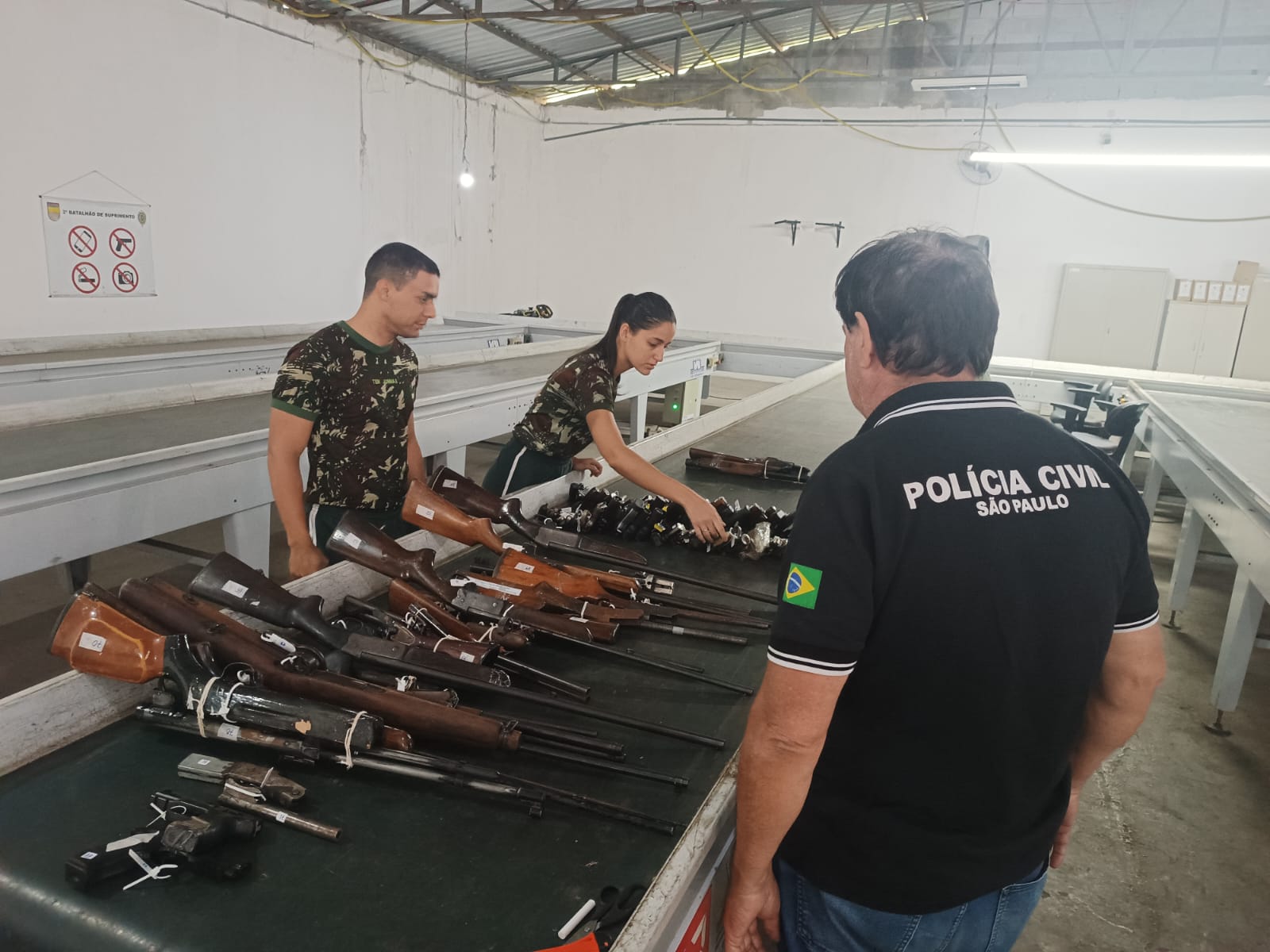 Polícia encaminha armas de fogo apreendidas para destruição junto ao Exército