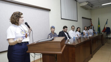 Projeto une educação e prevenção à violência doméstica
