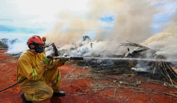 Massa de ar seco e baixa umidade do ar favorecem ocorrências (Foto: Divulgação/Governo de SP)