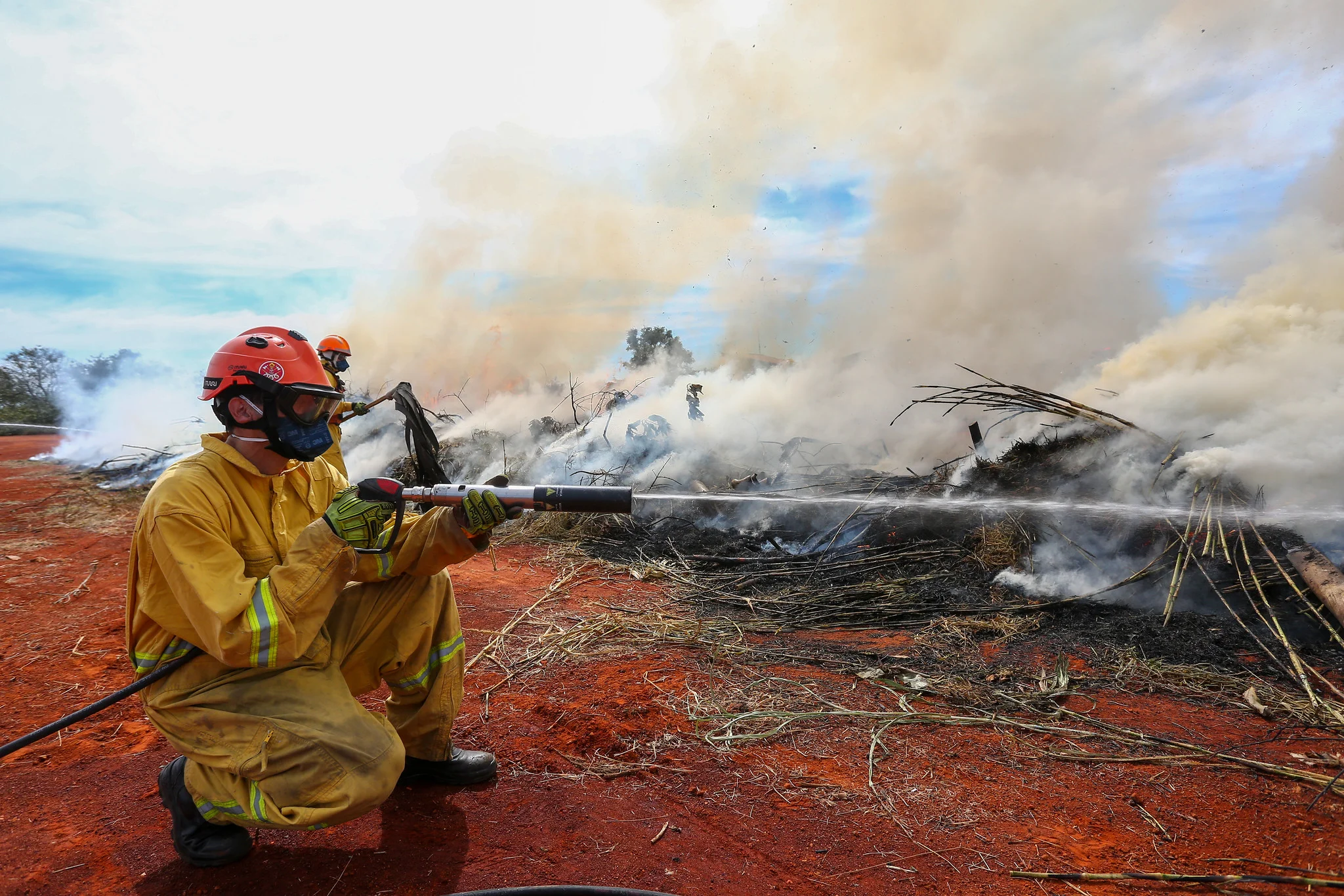 Defesa Civil alerta para emergência de incêndios em Barretos e região
