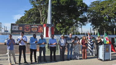 : Solenidade de reinstalação do Monumento da Revolução de 1932 reuniu autoridades e convidados