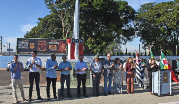 : Solenidade de reinstalação do Monumento da Revolução de 1932 reuniu autoridades e convidados