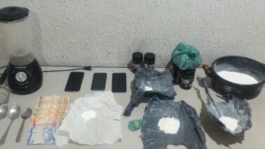 PM prende quatro por tráfico de drogas em Guaíra (Foto: O Diário de Barretos)