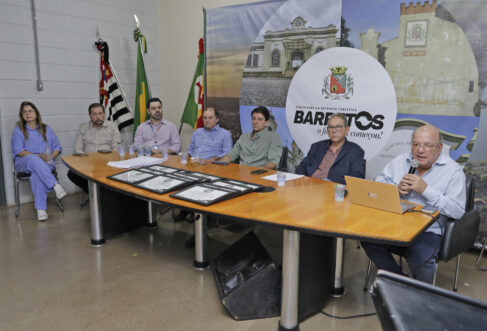 Após um chamamento público e um período de seis meses de capacitação, 14 empresas de Barretos, incluindo bares, restaurantes, hotéis, lojas de souvenirs e outros segmentos, receberam o Certificado de Qualidade no Turismo, válido por um período de um ano.