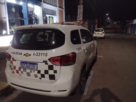 Mulher é detida em flagrante por resistência, lesão corporal e ameaça (Foto: O Diário de Barretos)