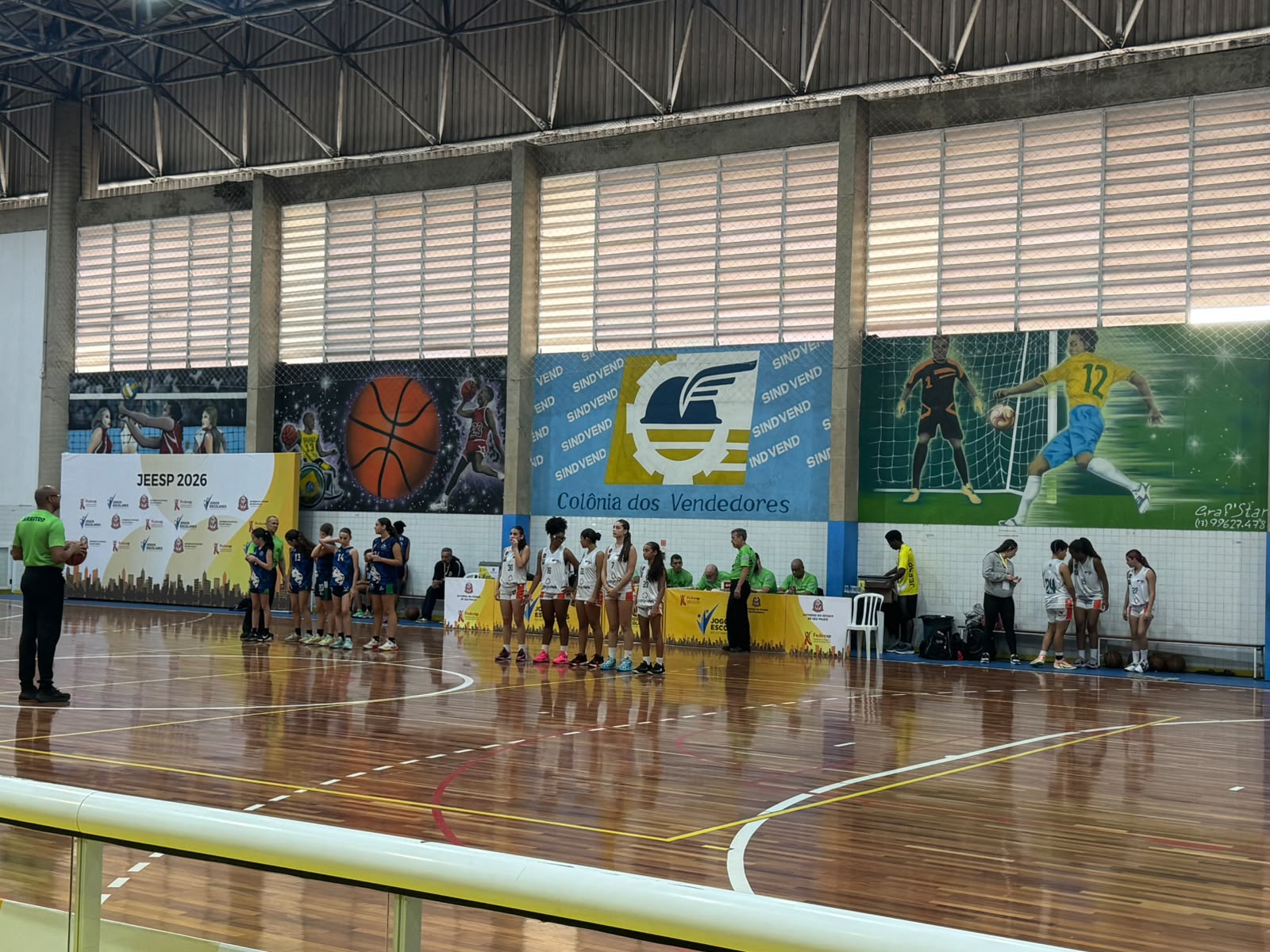 Basquete feminino disputa final dos Jogos Escolares